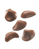 coquillage au chocolat au lait feuillete par valrhona