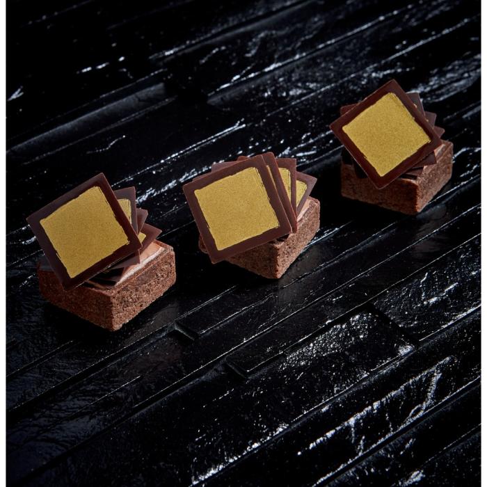 Mini carres sucres cacao par La Rose Noire