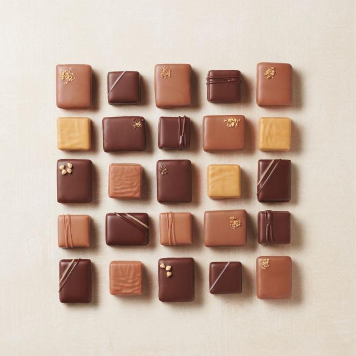 promesse praline amande sarrasin noir par valrhona