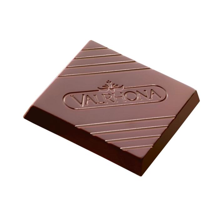 carre caraibe 66 par valrhona