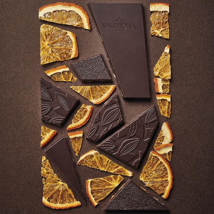 tablette chocolat noir manjari orange 120g par valrhona