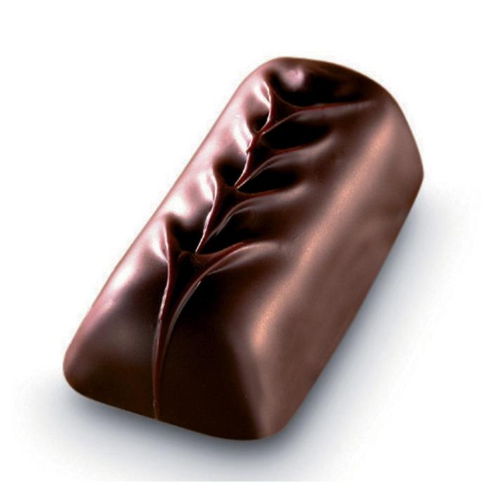 Brin d'amande noir par Valrhona