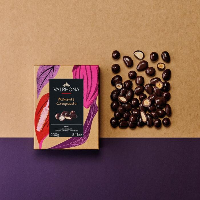 amandes noisettes enrobees chocolat noir par valrhona