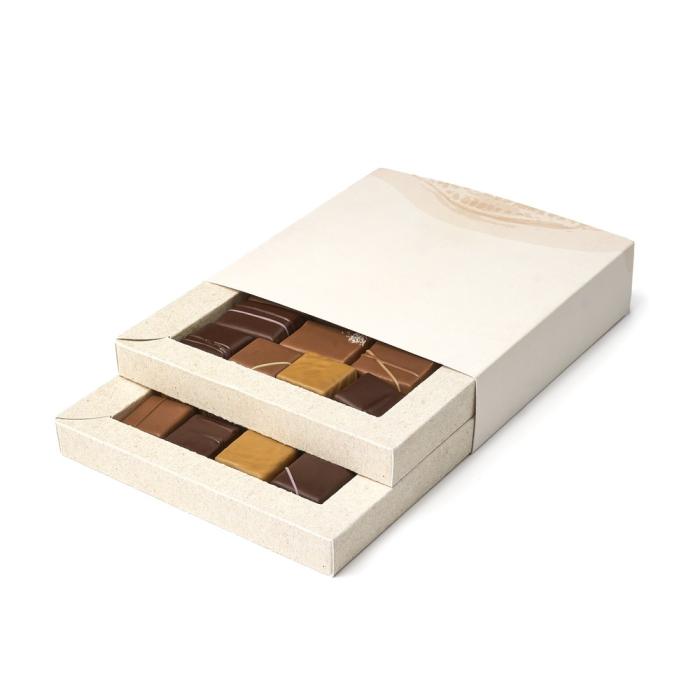 grand coffret promesses par valrhona