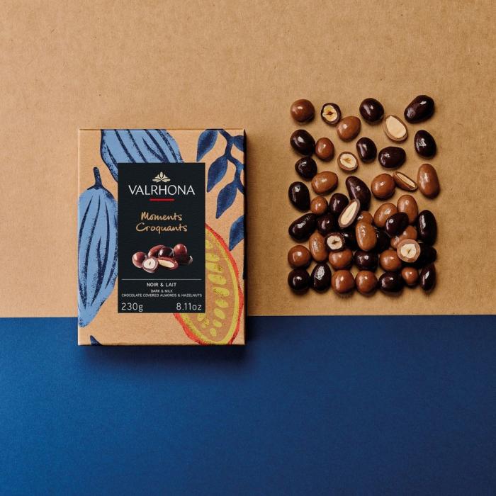 coffret amandes noisettes noir lait 230g par valrhona