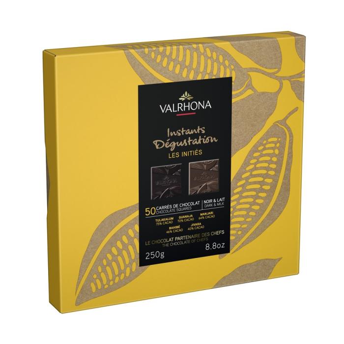 coffret 50 carres noir lait par valrhona